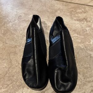 Revolution Black Kids Jazz Shoes size 5 M
